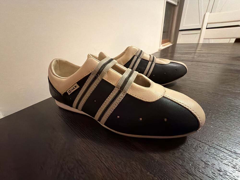 KLX Kevin Levangie Exclusives Leather Slip-On Sneakers - Picture 4 of 7